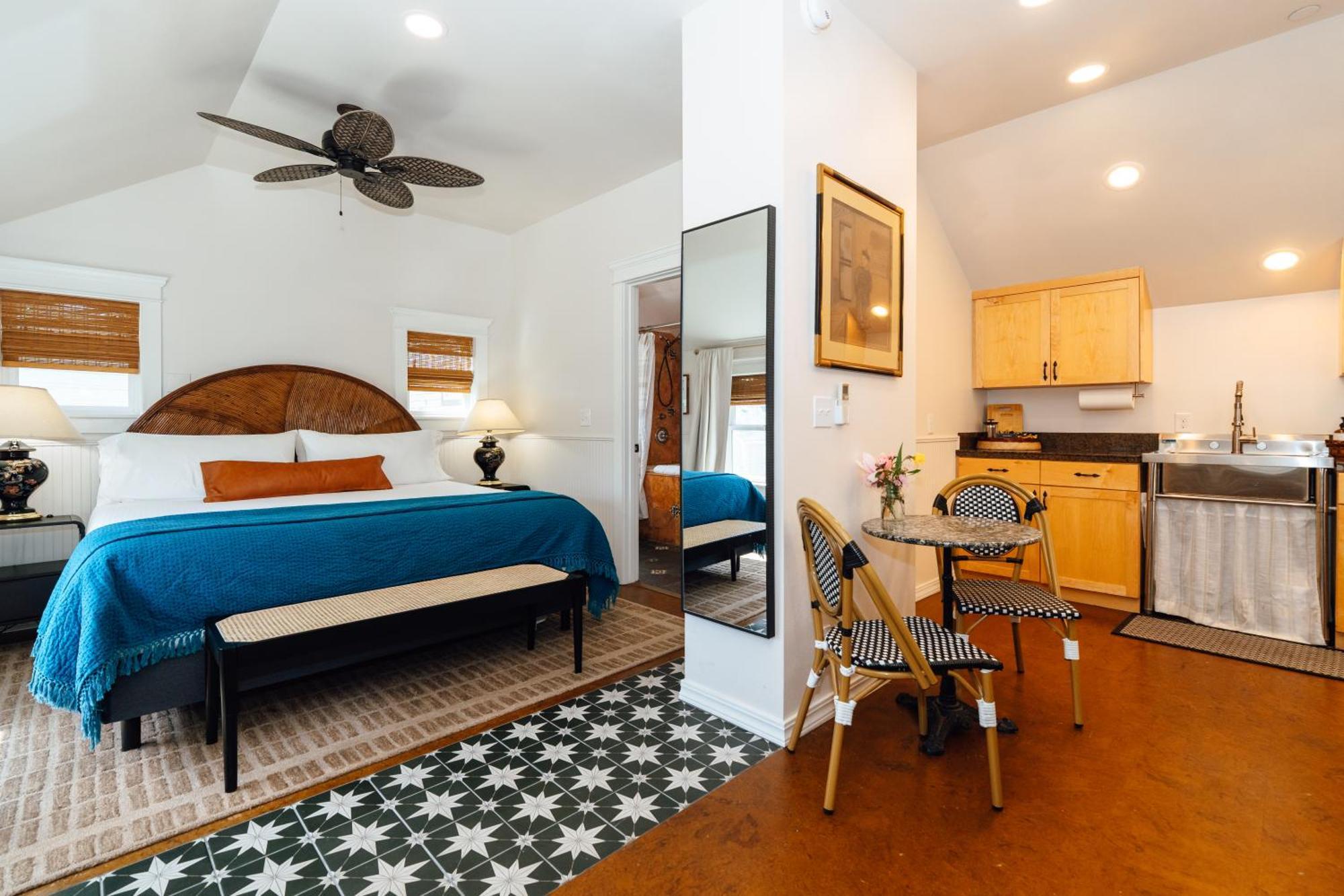 אשלנד Swank Boutique Suites מראה חיצוני תמונה